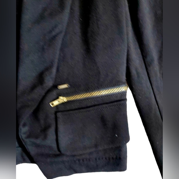 Women's Guess Black Crop Blazer Small - Picture 3 of 6